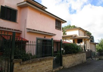 Villa bifamiliare, Aranova, Fiumicino (cod. EL/1)
